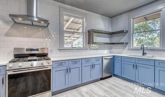 1015 E Logan St, Caldwell, ID 83605