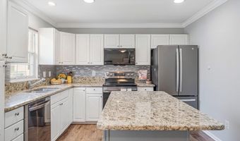 20419 CHARTER OAK Dr, Ashburn, VA 20147