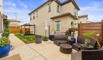 7908 Titan Dr, Antelope, CA 95843