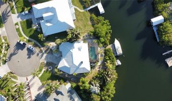6612 BLACKFIN Way, Apollo Beach, FL 33572