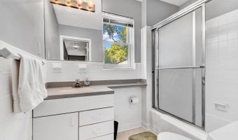 5829 MARBURY Rd, Bethesda, MD 20817
