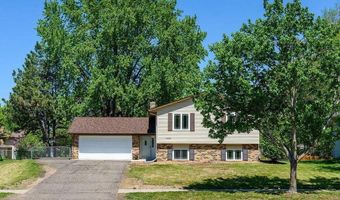 15769 Hayes Trl, Apple Valley, MN 55124