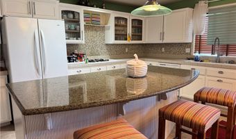 20284 Majestic Dr, Apple Valley, CA 92308