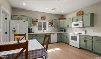 5770 E 22nd Ave, Apache Junction, AZ 85119