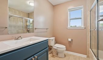 4 Bridle Path, Bayville, NJ 08721