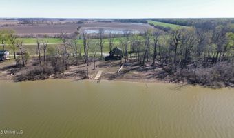 2 Greenwood Miller Rd, Beulah, MS 38726