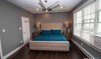 21 Groveway 21, Clinton, CT 06413