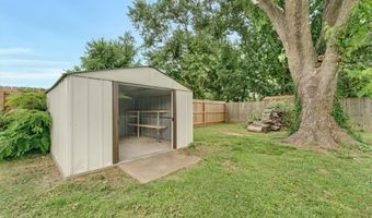 2406 SE 15Th St, Bentonville, AR 72712