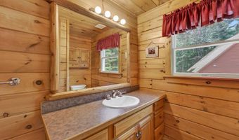 128 Twin View Dr, Carroll, NH 03598
