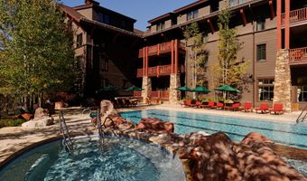 0075 Prospector Rd Unit 8405 Summer Interest 11, Aspen, CO 81611