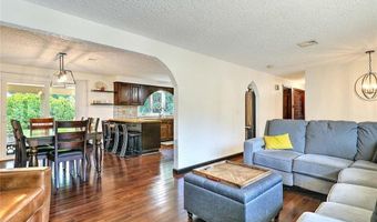 18 Sherri Dr, North Providence, RI 02911