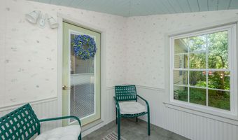 117 Middle Rd, Acton, ME 04001