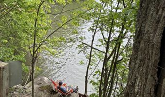 613 Stony Point Rd, Benson, VT 05743