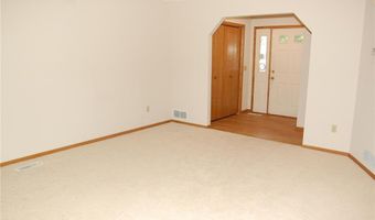 1410 Cleveland St, Anoka, MN 55303