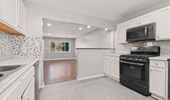 628 S PAYNE St, Alexandria, VA 22314