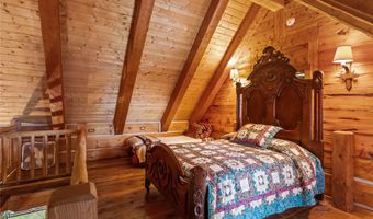 13518 Sylvan Dr, Bigfork, MT 59911