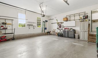 24 MANOR KNOLL Ct, Baldwin, MD 21013