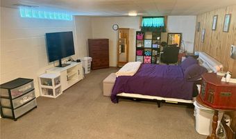 905 Clausen Ave, Albert Lea, MN 56007