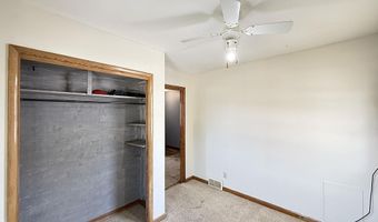 36 E Ronning Ave, Appleton, MN 56208