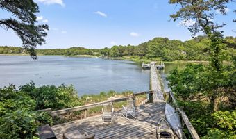 476 Baxter Neck Rd, Barnstable, MA 02630