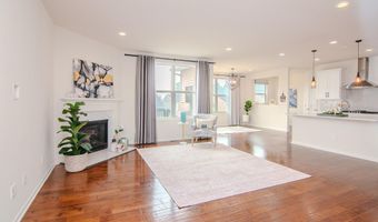 2888 Dillon Dr, Ann Arbor, MI 48105