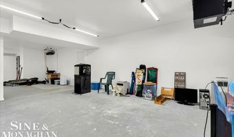 113 Roselawn St, Algonac, MI 48001