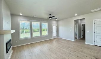 5901 SW Coywolf St, Bentonville, AR 72713