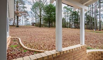 319 Rogers Ave, Bruce, MS 38915