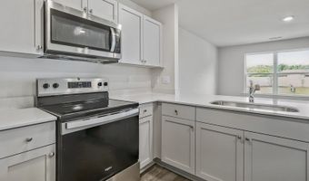 605 Wilder Bloom Path, Aberdeen, NC 28315