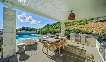 2428 Monroe Pl, Escondido, CA 92027