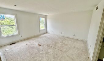 8321 Kettle Oak Dr SE, Alto, MI 49302