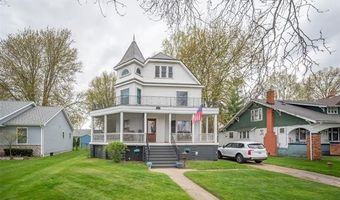 1749 Saint Clair River Dr, Algonac, MI 48001