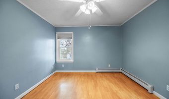 42 Yankee Ave, Bangor, ME 04401