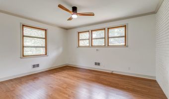 314 Kirkwood Ln, Camden, SC 29020