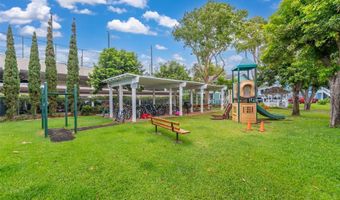 355 Aoloa St Q102, Kailua, HI 96734