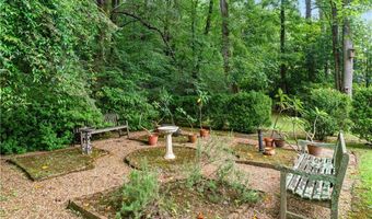 2760 Caraway Dr, Tucker, GA 30084