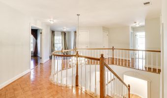 7806 FOX GATE Ct, Bethesda, MD 20817