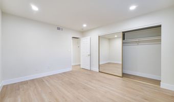 5064 Spencer St A, Las Vegas, NV 89119
