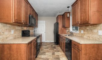 623 River Oak Dr, Ames, IA 50010