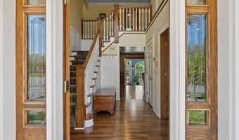 12581 Dover Dr, Apple Valley, MN 55124
