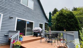 17166 MOUNTAIN Dr, Brookings, OR 97415