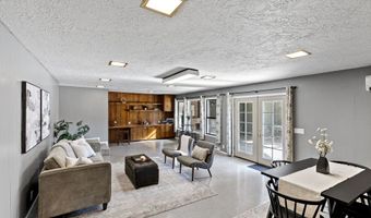 325 WATER St, Springfield, OR 97477