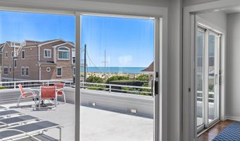 10 11TH St, Beach Haven, NJ 08008