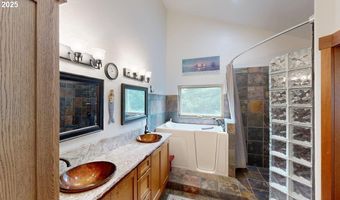 15606 NAPA Ln, Brookings, OR 97415