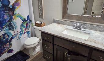 580 Linden Dr 208, Arnolds Park, IA 51331