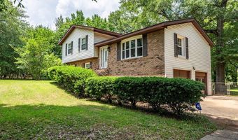911 BENCHMARK Dr, Albany, GA 31721