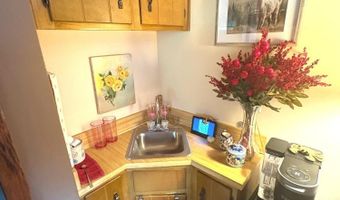 850 Gambier Dr, Alford, FL 32420