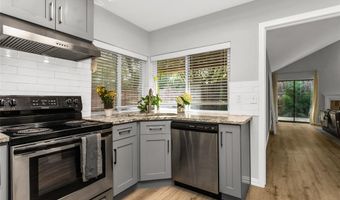 14902 Le Grande Dr, Addison, TX 75001