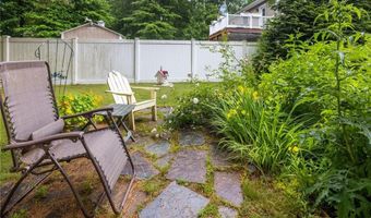 108 Steamboat St, Jamestown, RI 02835