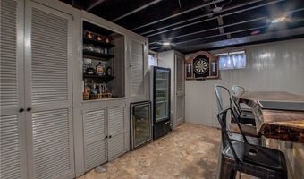 970 Kingsway St, Alliance, OH 44601